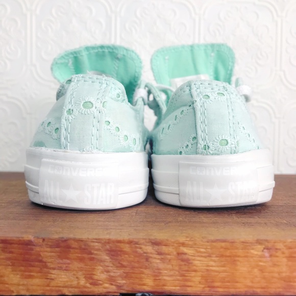❌SOLD❌ CONVERSE Chuck Taylors Eyelet Crochet Lace - Picture 10 of 12